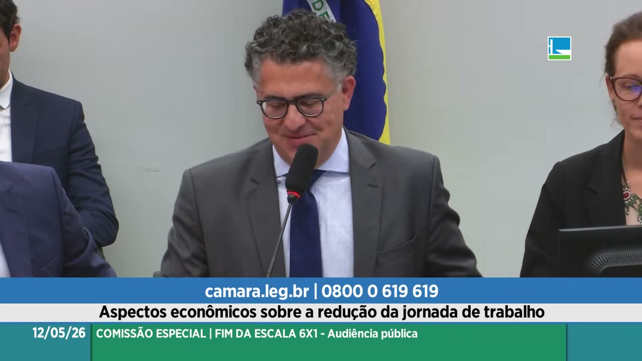Vídeo do evento em 1:05:14