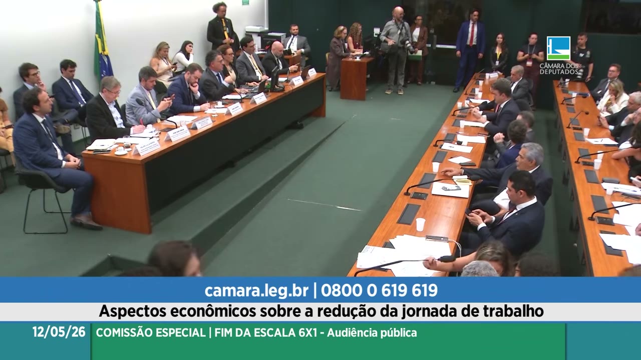 Vídeo do evento em 1:09:10