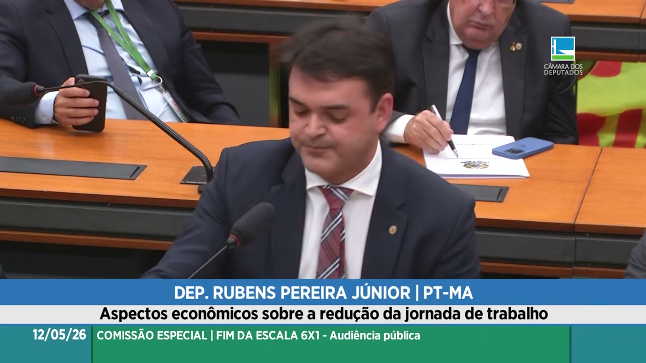 Vídeo do evento em 1:12:30