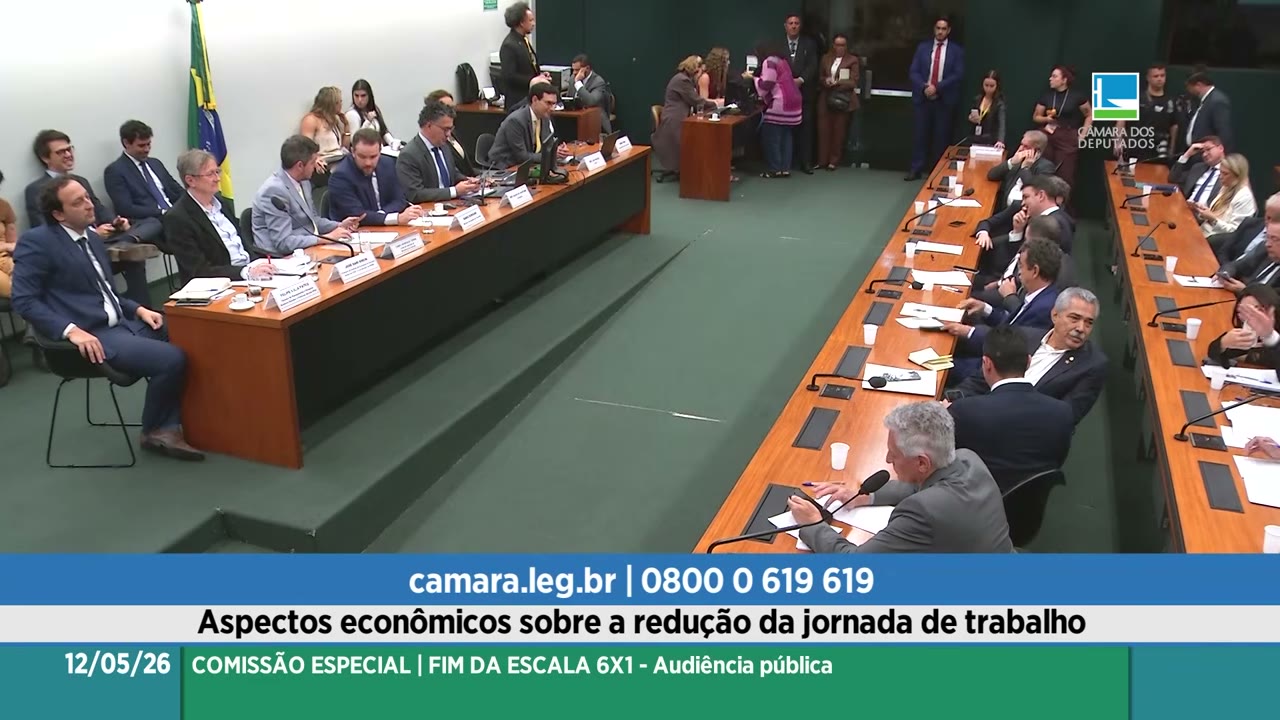 Vídeo do evento em 1:12:44