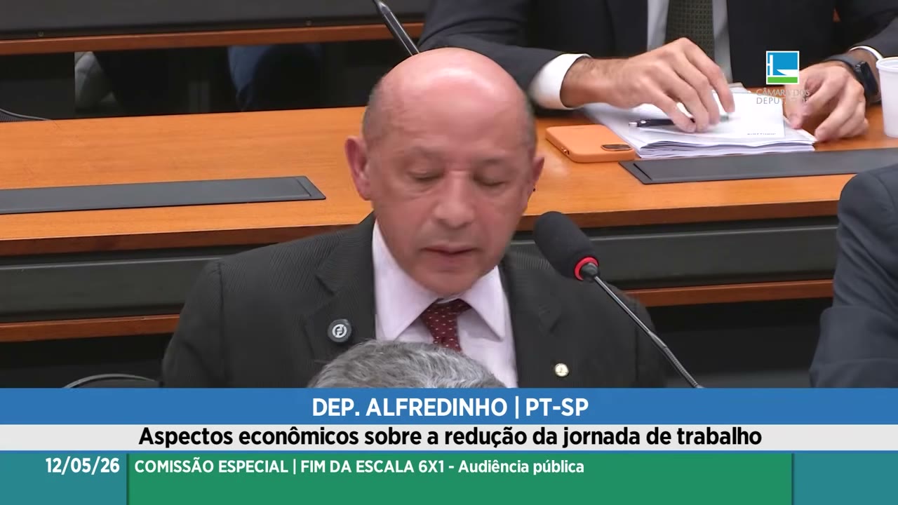Vídeo do evento em 1:15:57