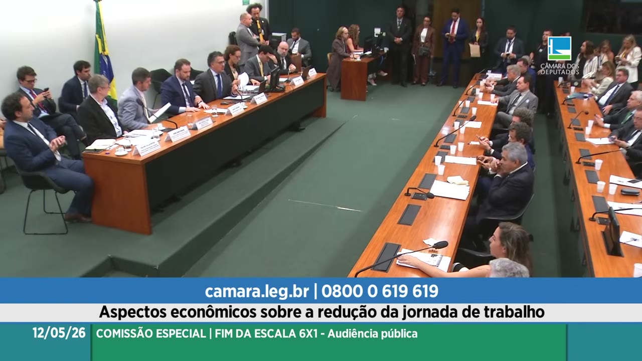 Vídeo do evento em 1:38:22