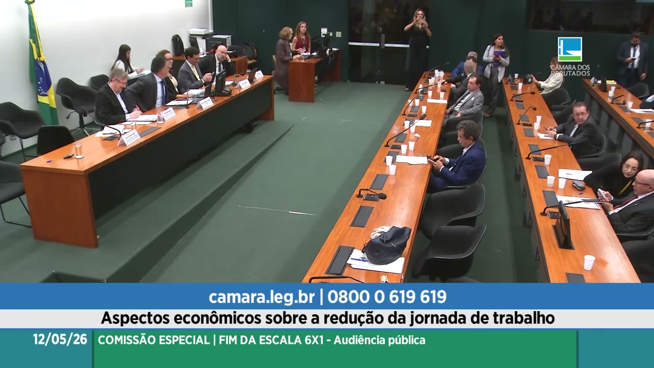 Vídeo do evento em 1:45:28