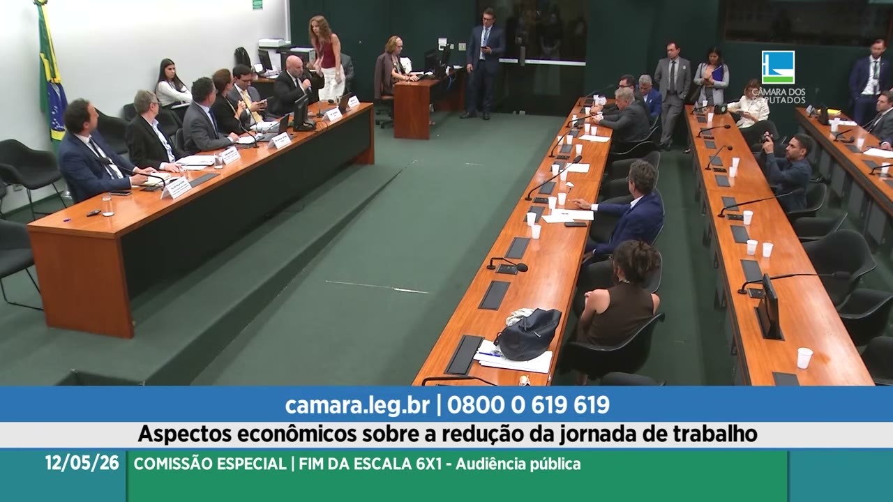 Vídeo do evento em 1:58:49