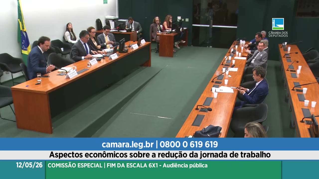 Vídeo do evento em 2:14:07