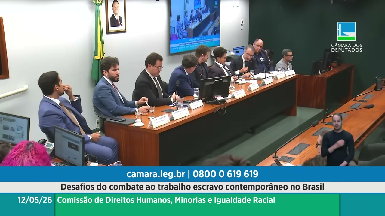 Vídeo do evento em 1:05:25