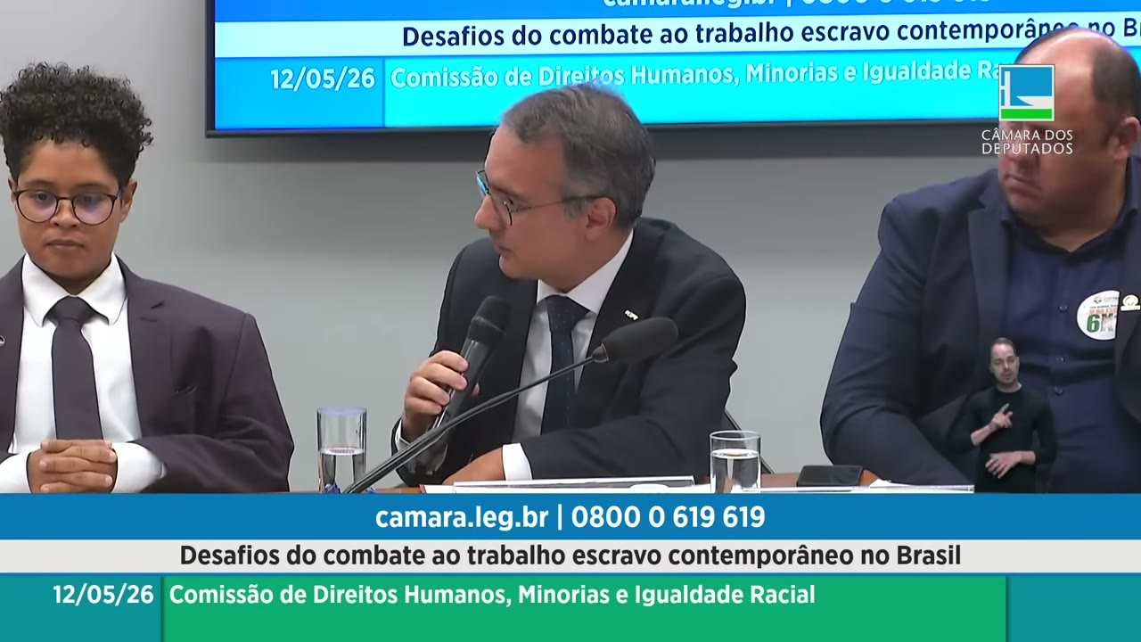 Vídeo do evento em 1:05:47