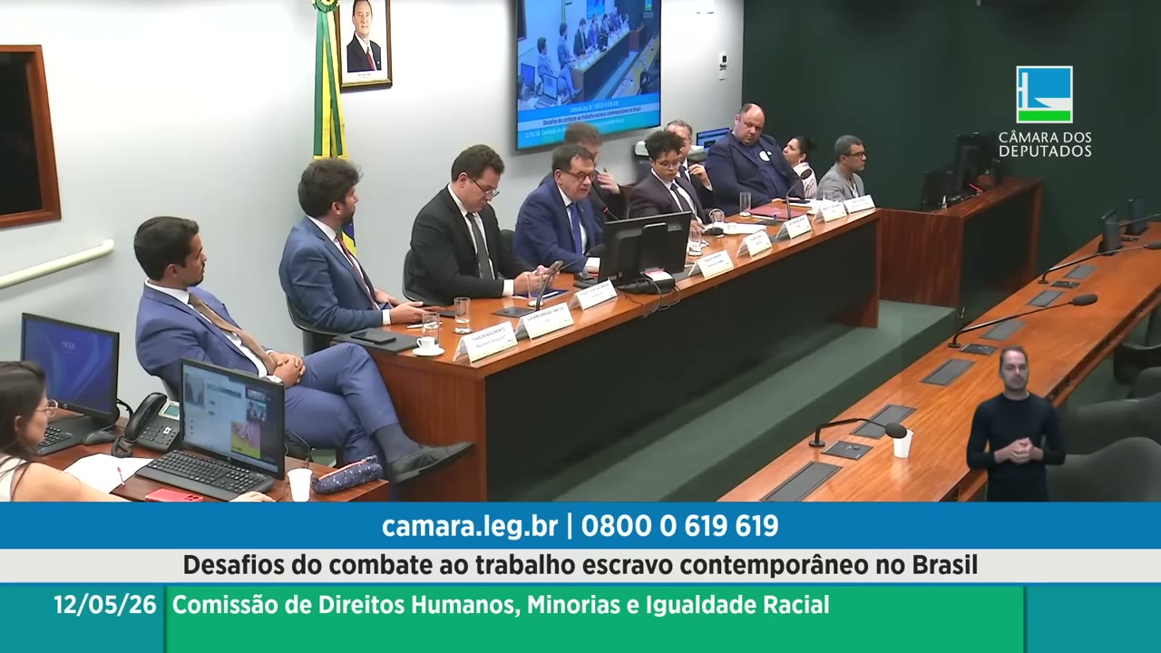 Vídeo do evento em 2:03:33