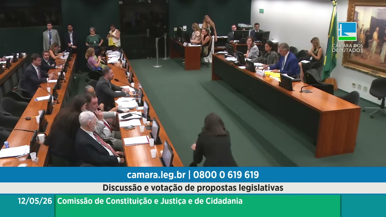 Vídeo do evento em 1:06:21