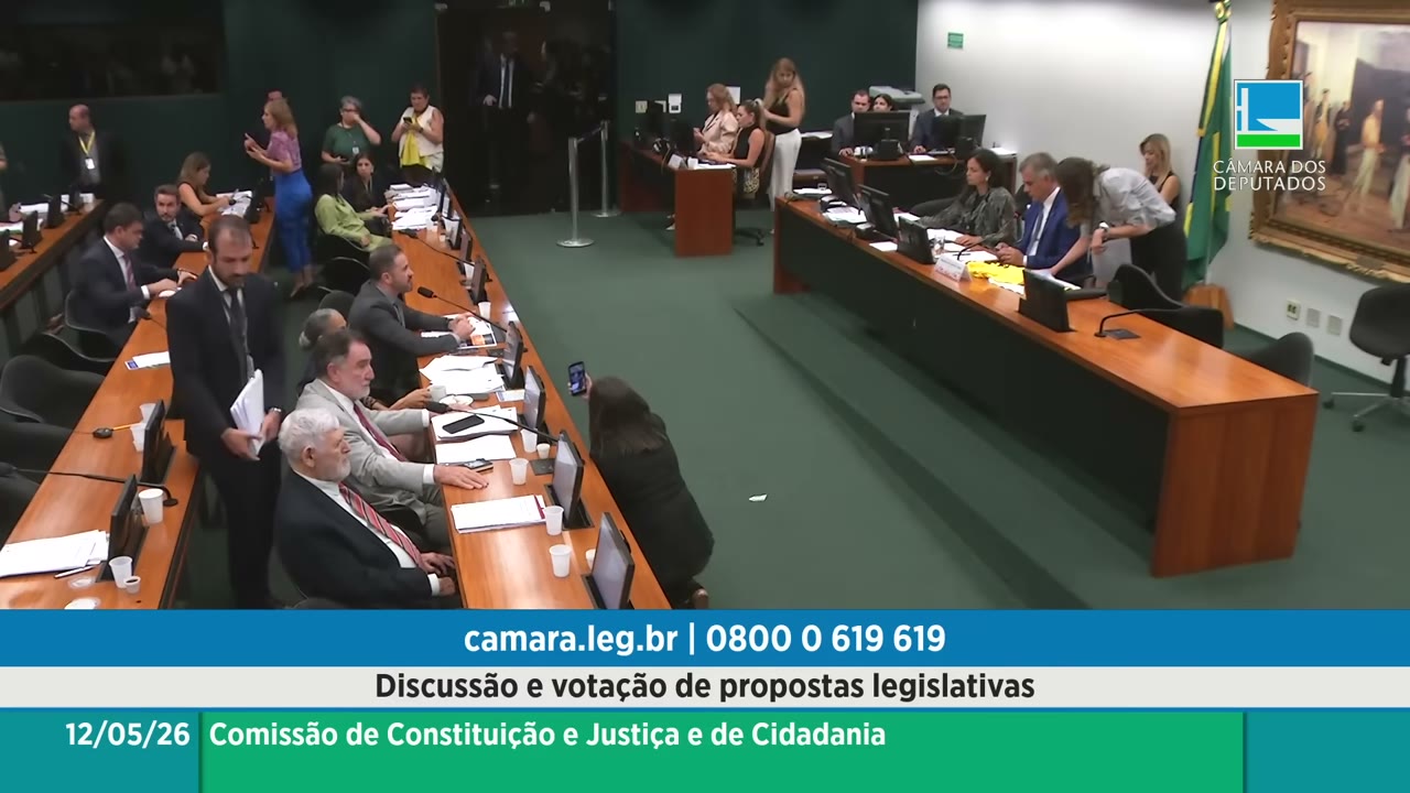 Vídeo do evento em 1:06:34