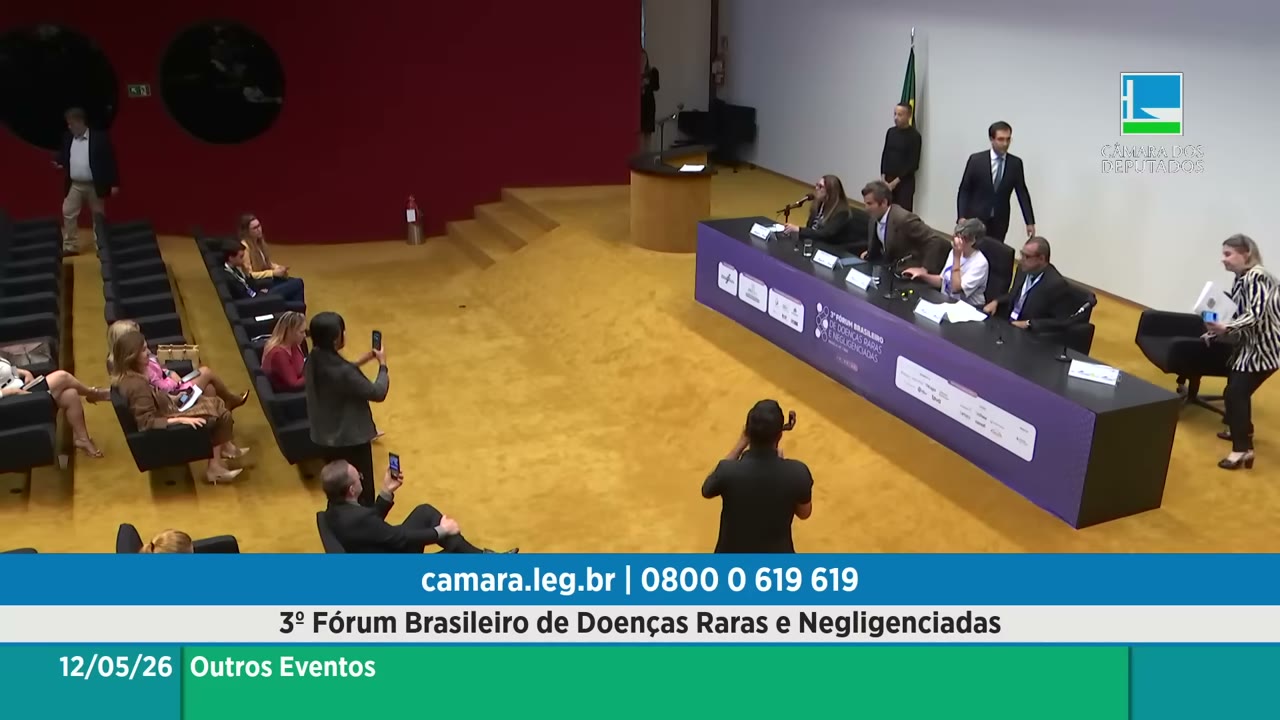 Vídeo do evento em 1:00:19