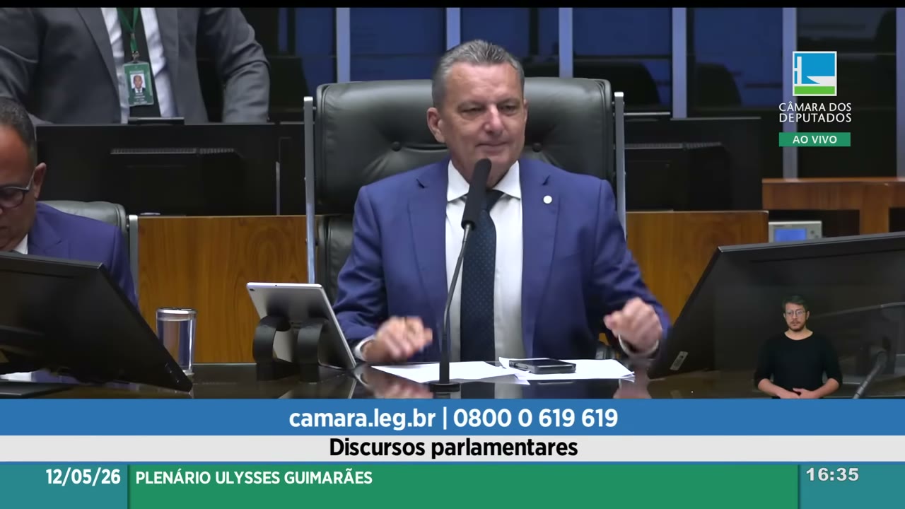 Vídeo do evento em 2:25:26