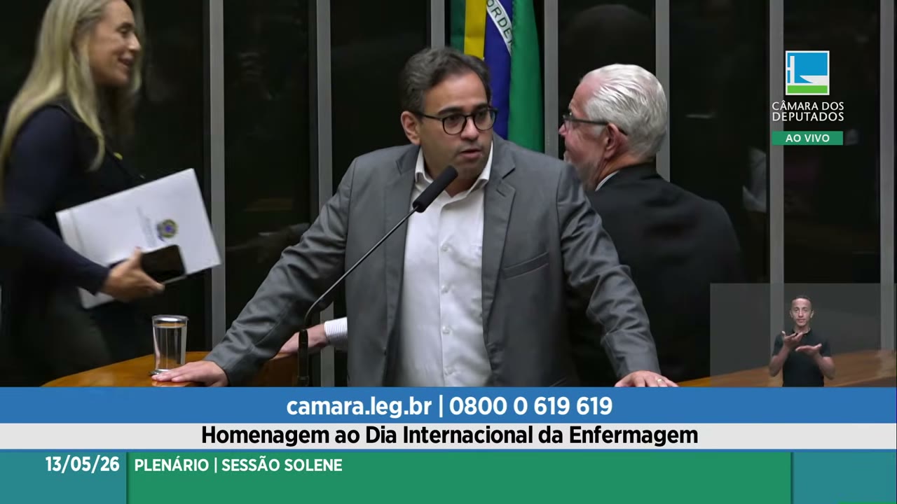 Vídeo do evento em 1:00:53
