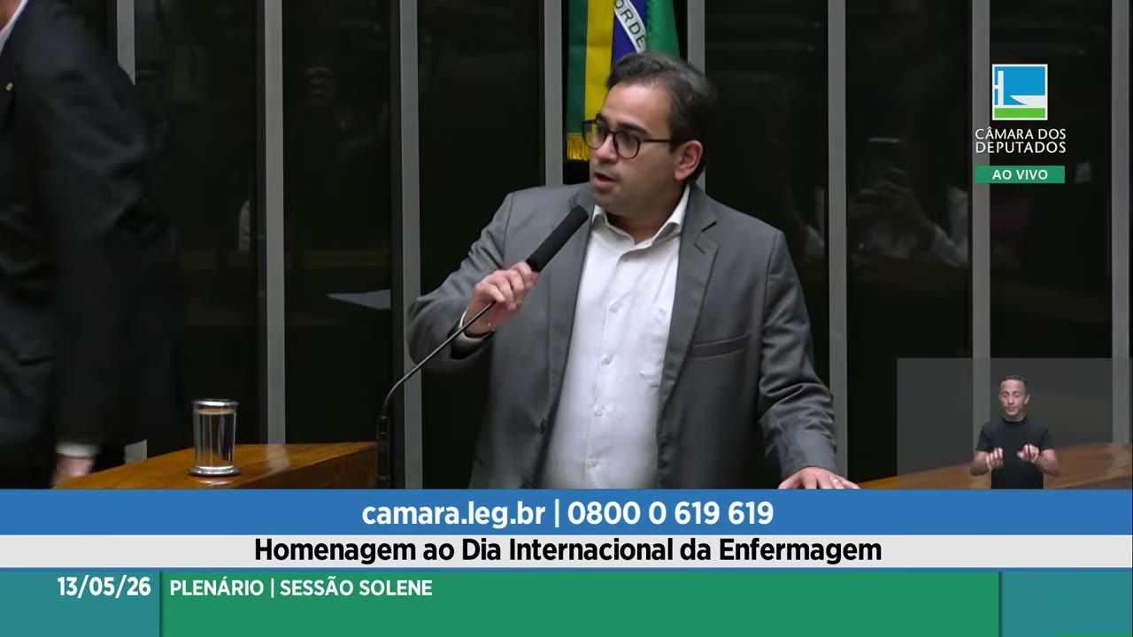 Vídeo do evento em 1:00:56