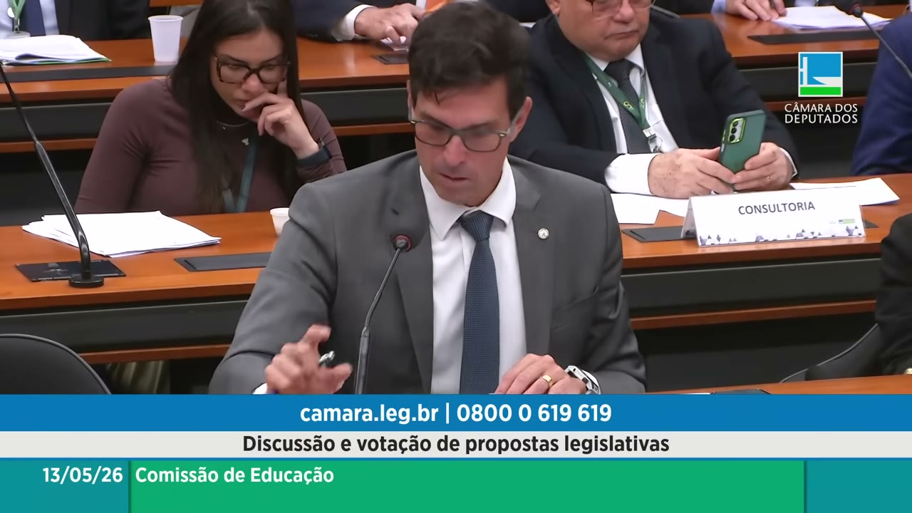Vídeo do evento em 1:04:44