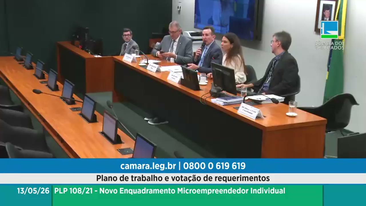 Vídeo do evento em 33:00