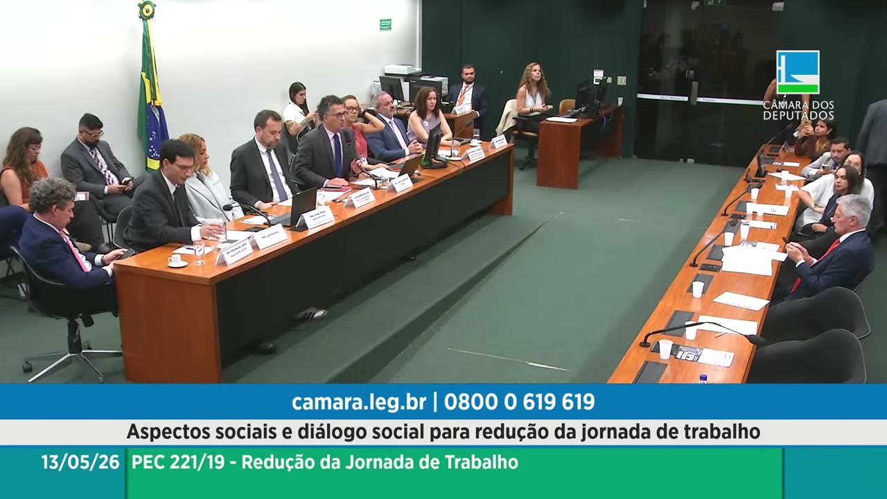 Vídeo do evento em 1:24:01