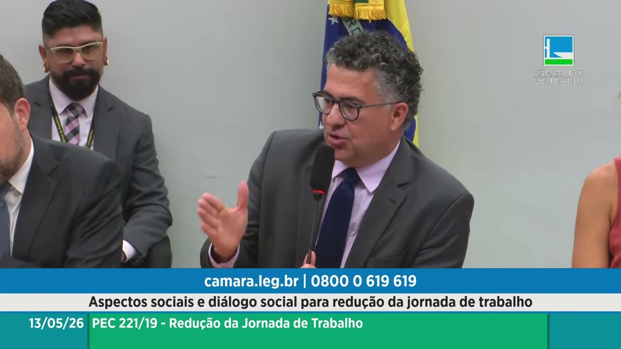 Vídeo do evento em 2:09:43