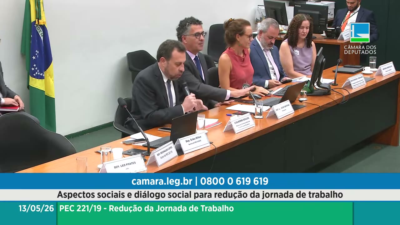 Vídeo do evento em 2:14:11