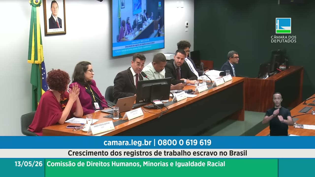 Vídeo do evento em 1:15:00