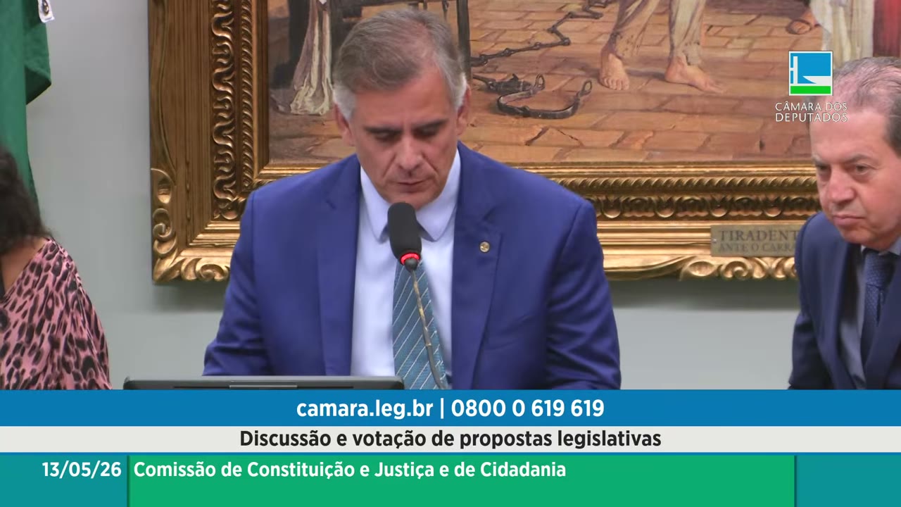 Vídeo do evento em 1:01:15