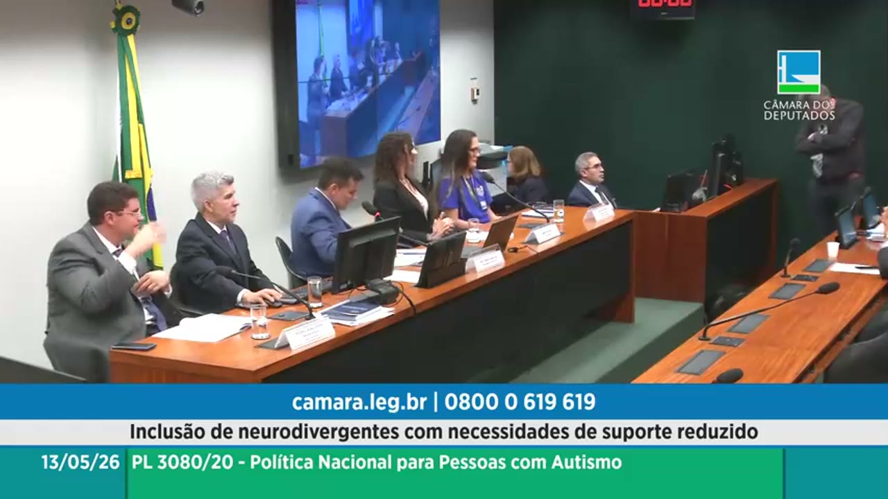 Vídeo do evento em 1:05:25