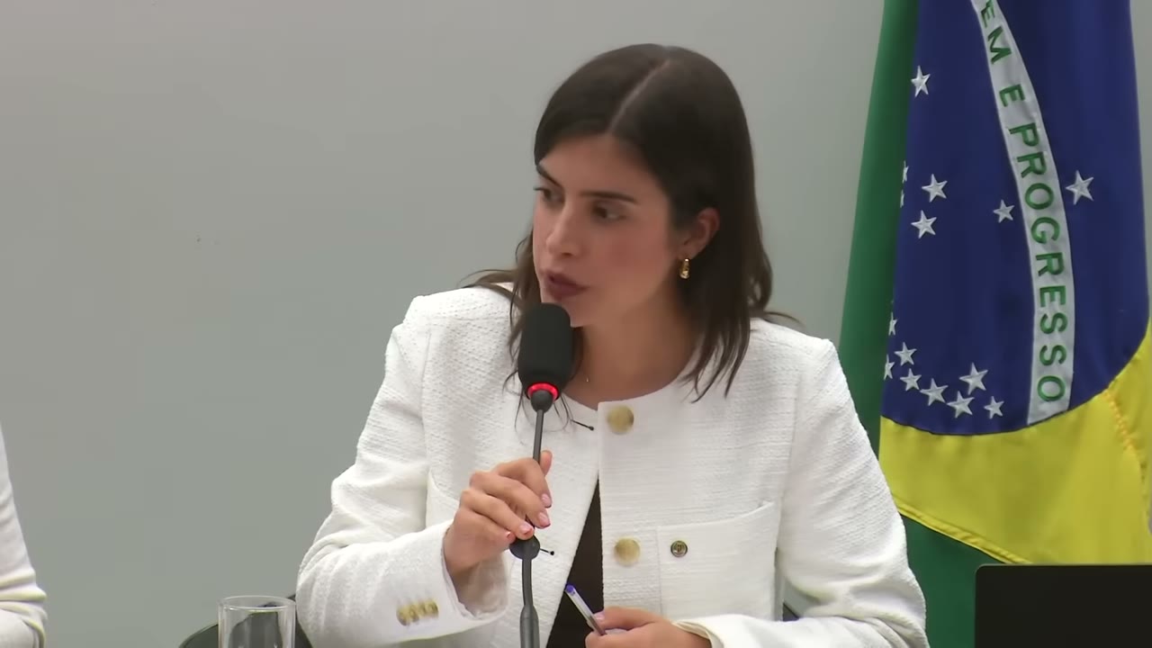 Vídeo do evento em 2:09:22