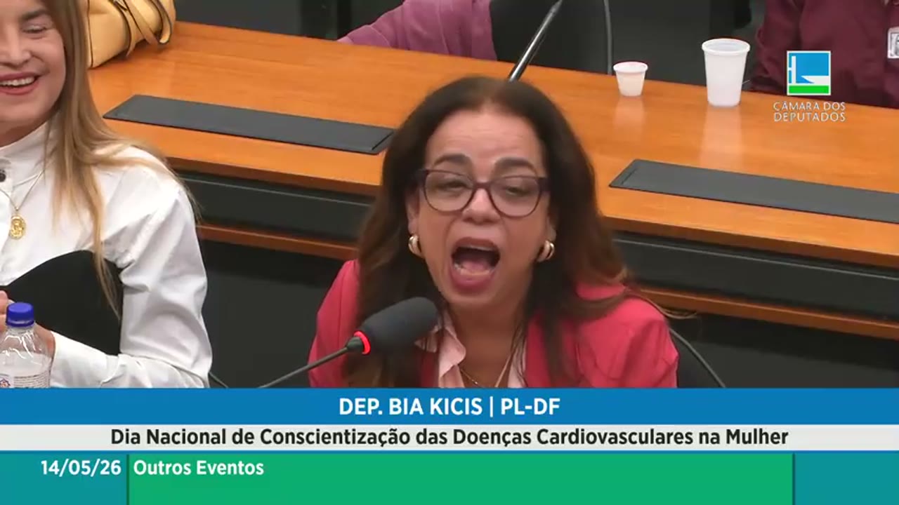Vídeo do evento em 1:05:26