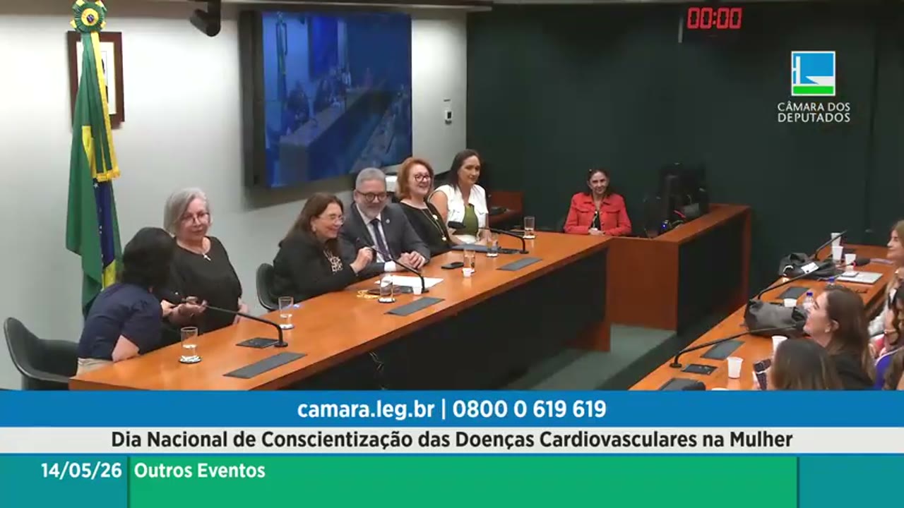 Vídeo do evento em 1:07:24