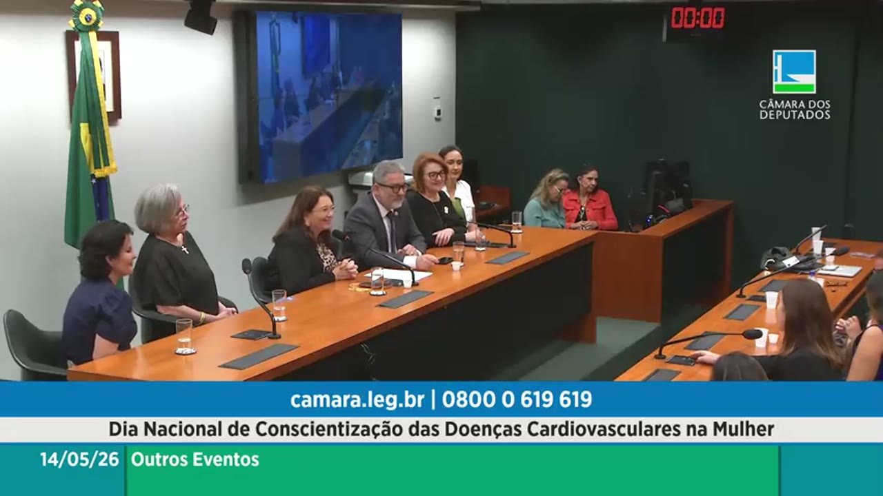 Vídeo do evento em 1:13:24
