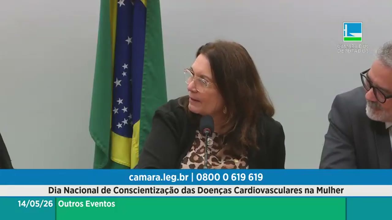 Vídeo do evento em 1:15:11