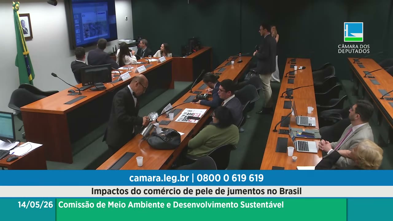 Vídeo do evento em 1:05:44