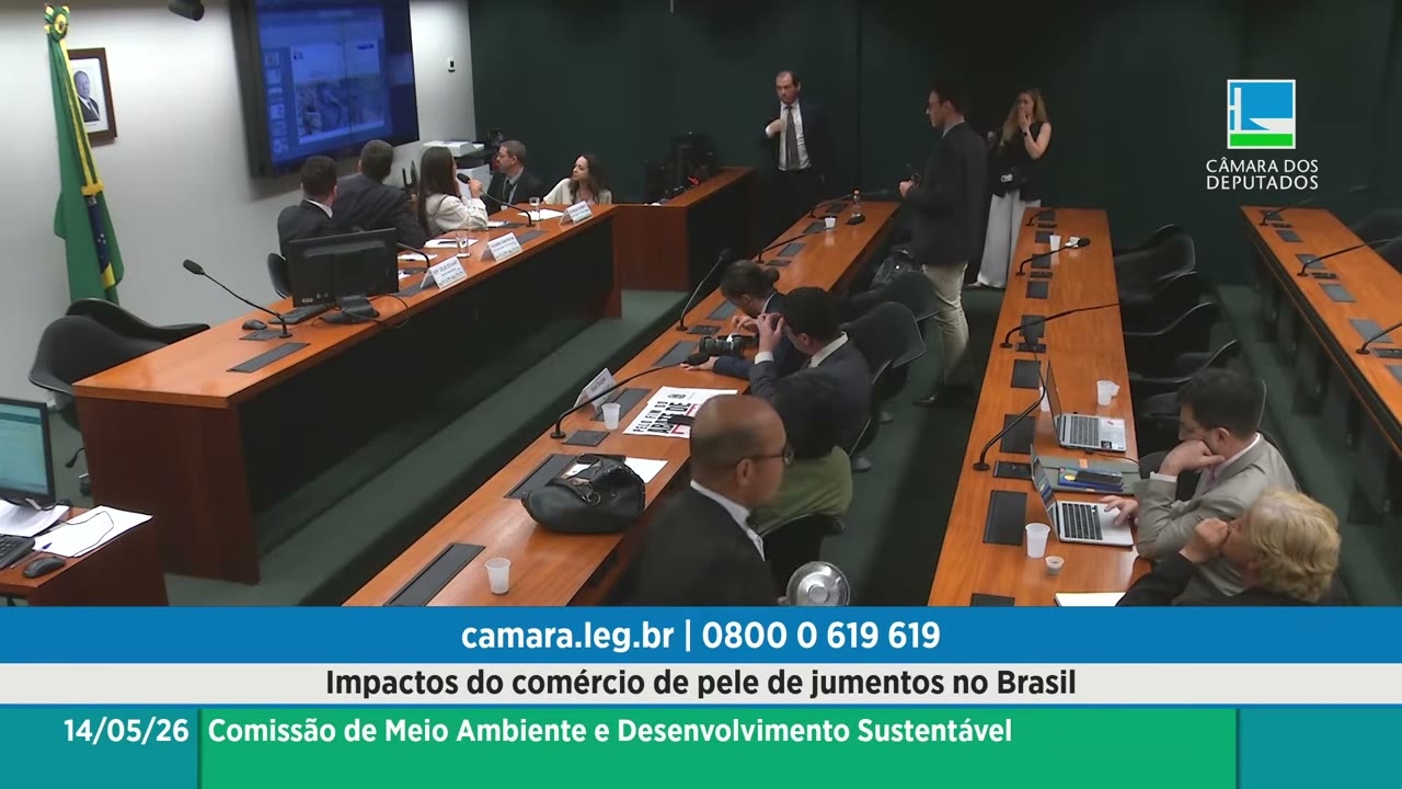 Vídeo do evento em 1:05:59