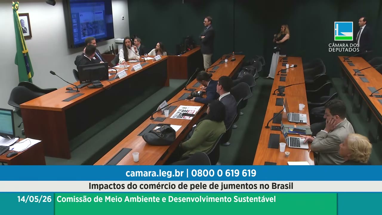 Vídeo do evento em 1:06:24
