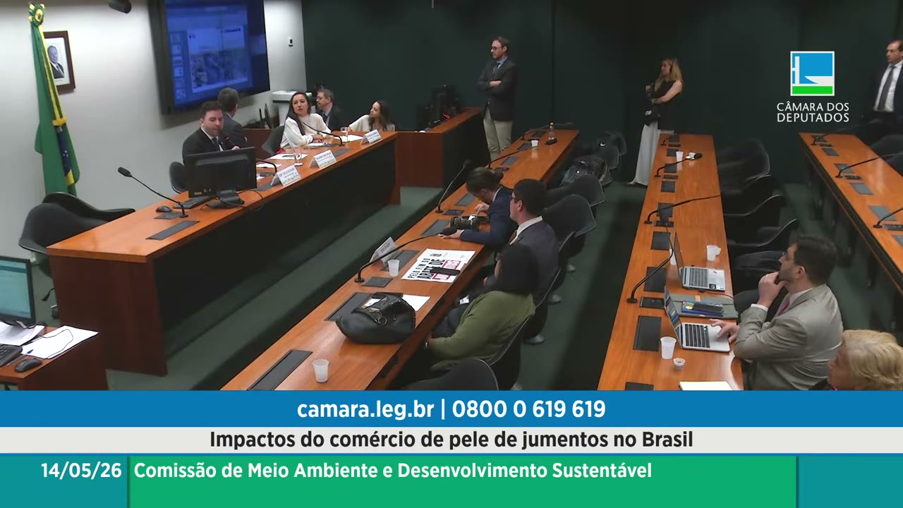 Vídeo do evento em 1:06:39