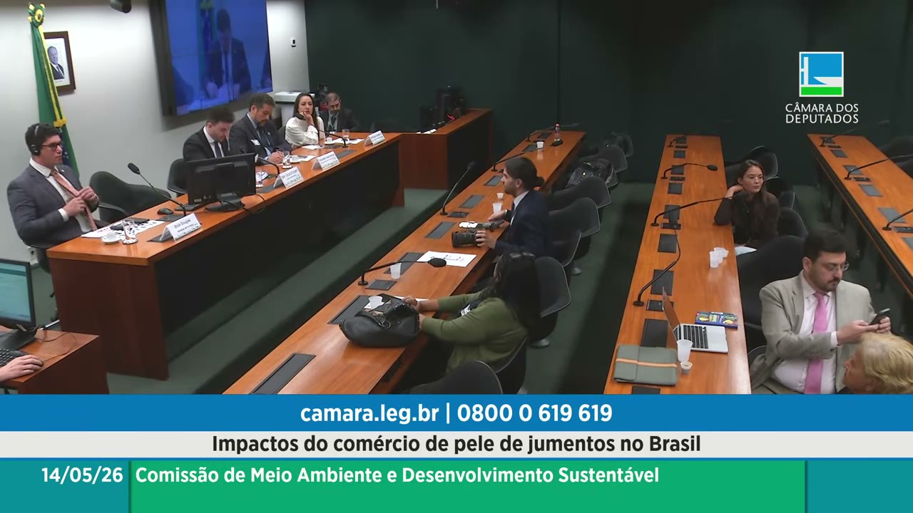 Vídeo do evento em 2:04:00