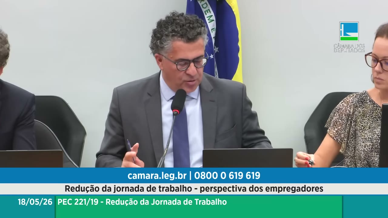 Vídeo do evento em 1:08:00