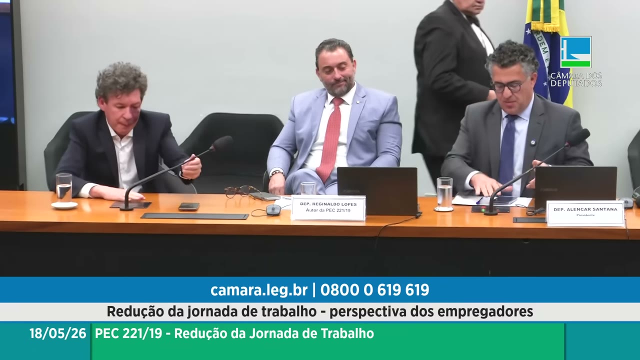 Vídeo do evento em 1:39:48