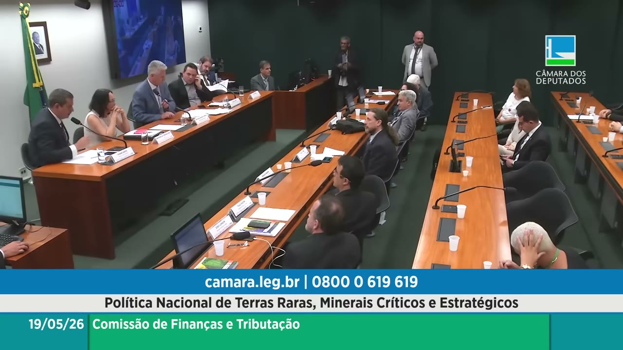 Vídeo do evento em 1:23:04