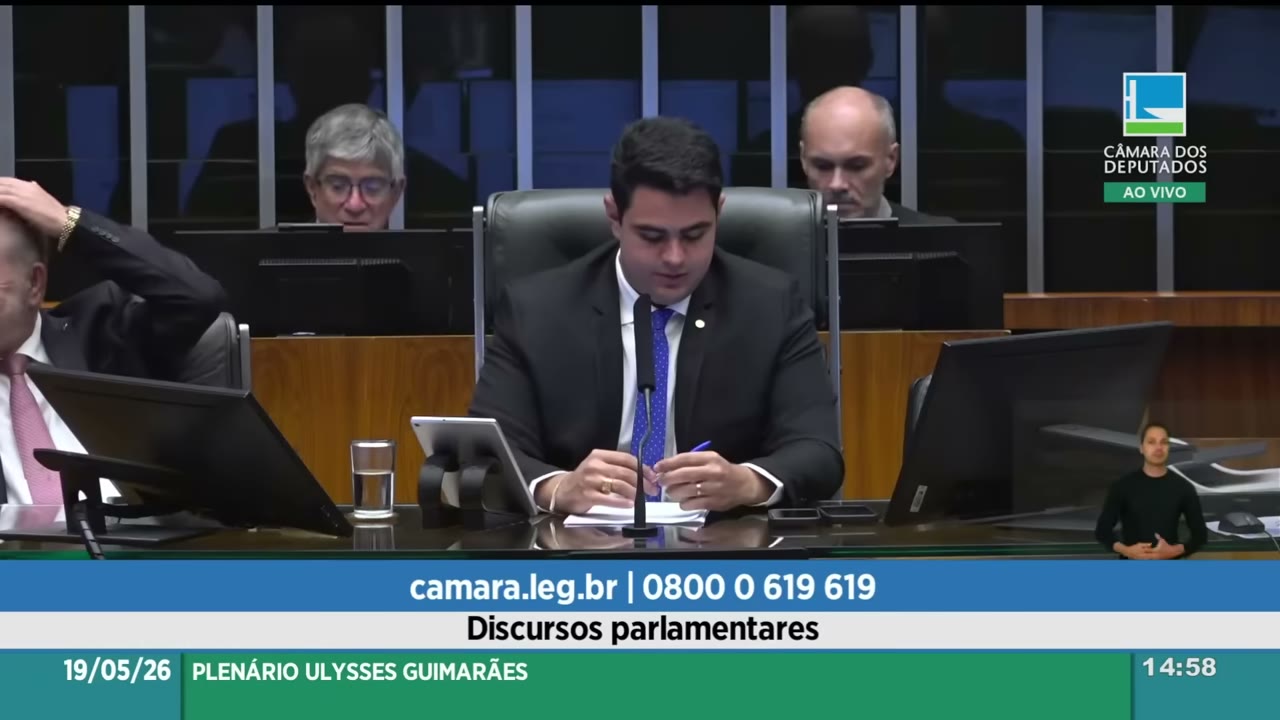 Vídeo do evento em 1:01:56