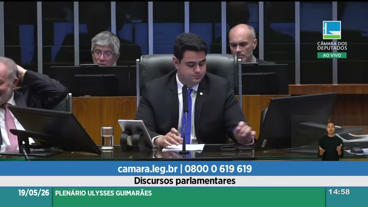 Vídeo do evento em 1:01:59