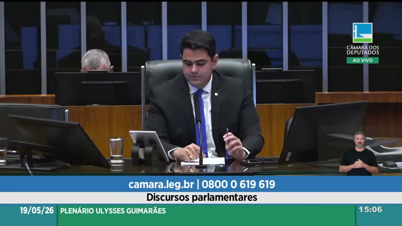 Vídeo do evento em 1:09:38