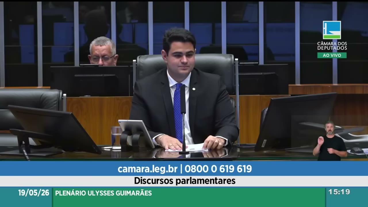 Vídeo do evento em 1:23:16