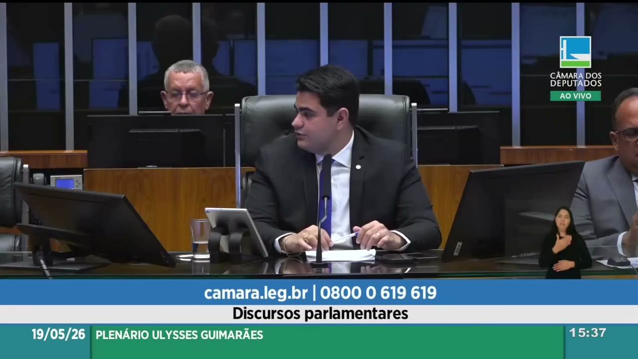 Vídeo do evento em 1:40:55