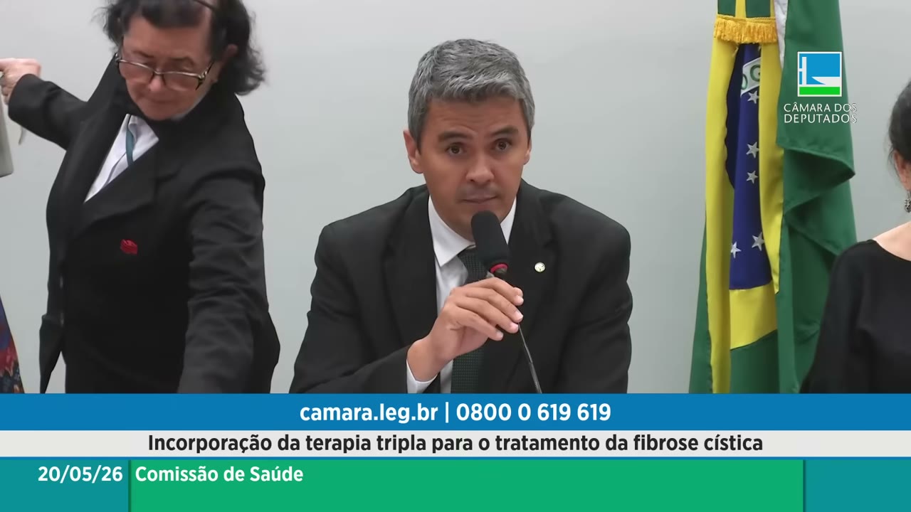 Vídeo do evento em 1:03:14