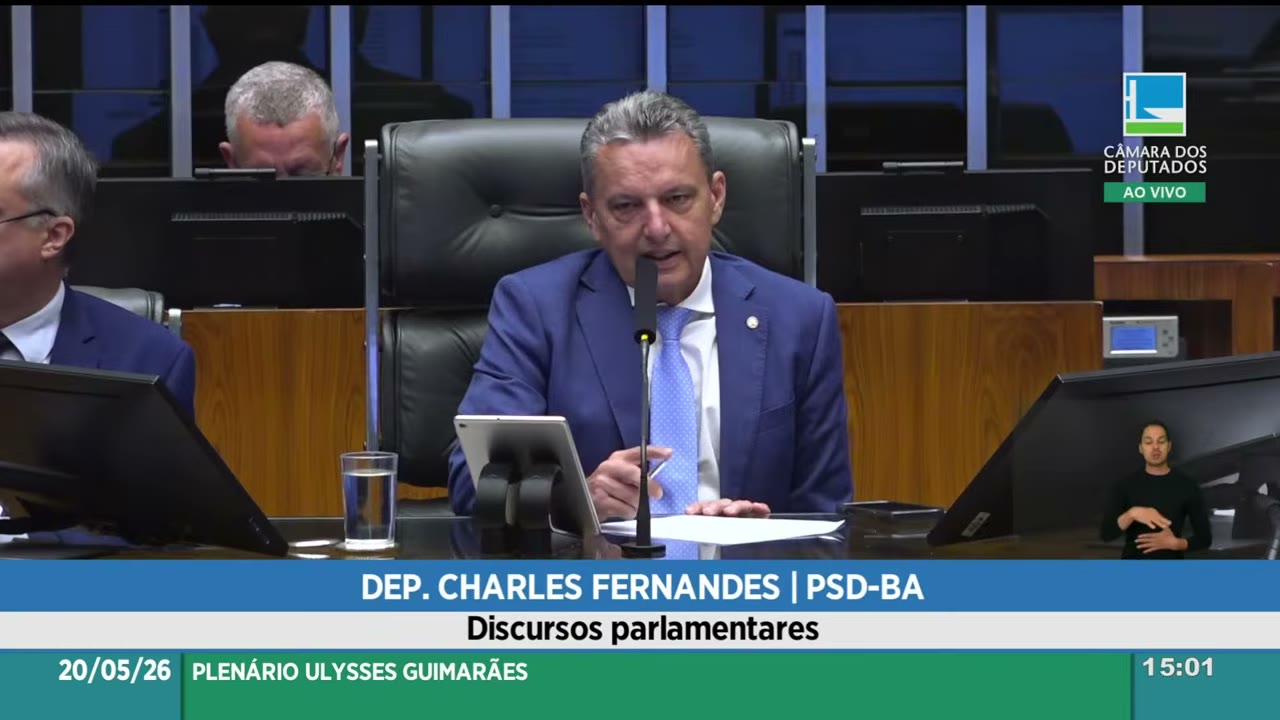 Vídeo do evento em 1:02:17