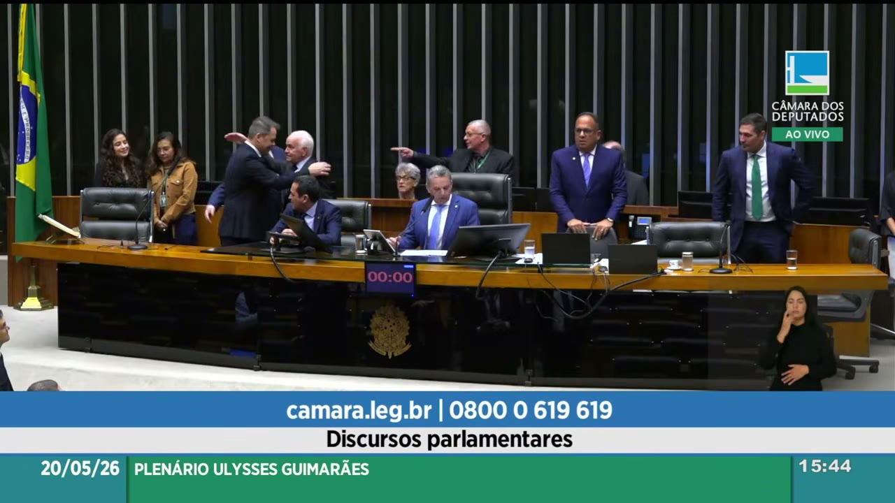 Vídeo do evento em 1:45:56