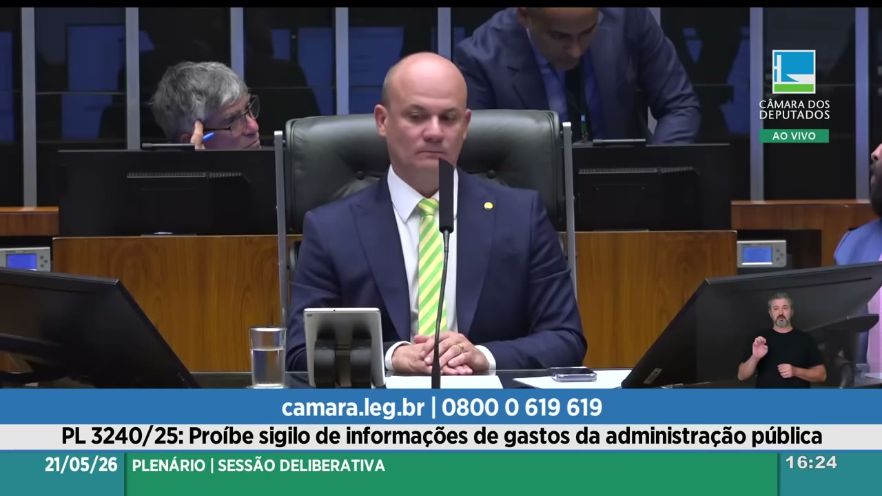 Vídeo do evento em 1:06:43