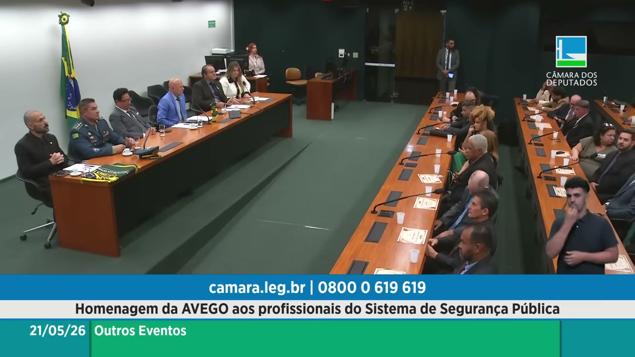 Vídeo do evento em 1:09:01