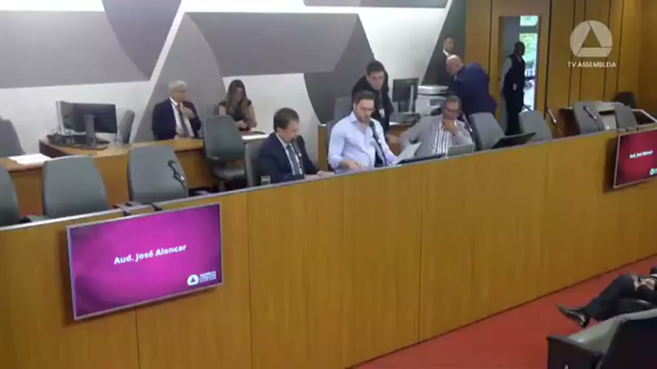 Vídeo do evento em 0:00